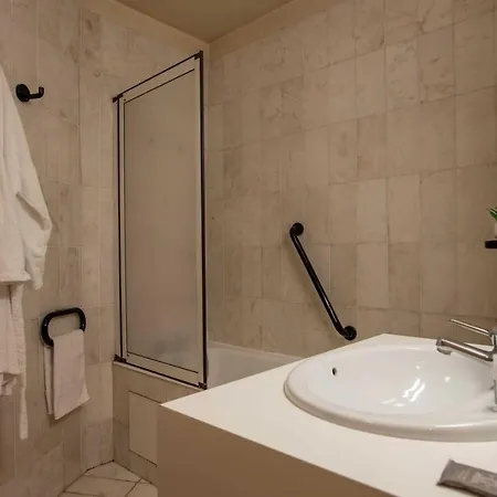 Eureca Hotel apartamentowy 3*